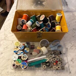 Vintage‎ Sewing Kit Lot Yellow Case Spools Thread Bobbins Singer Tracing Wheel